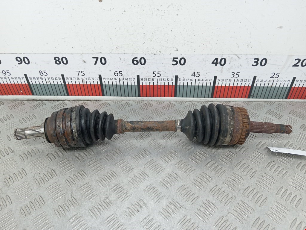 Полуось (привод, приводной вал) передняя левая OPEL Corsa B 1993-2000