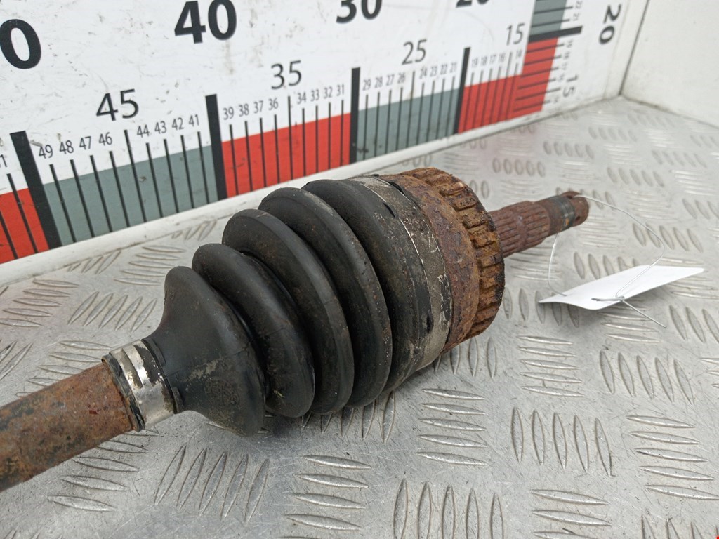 Полуось (привод, приводной вал) передняя левая OPEL Corsa B 1993-2000