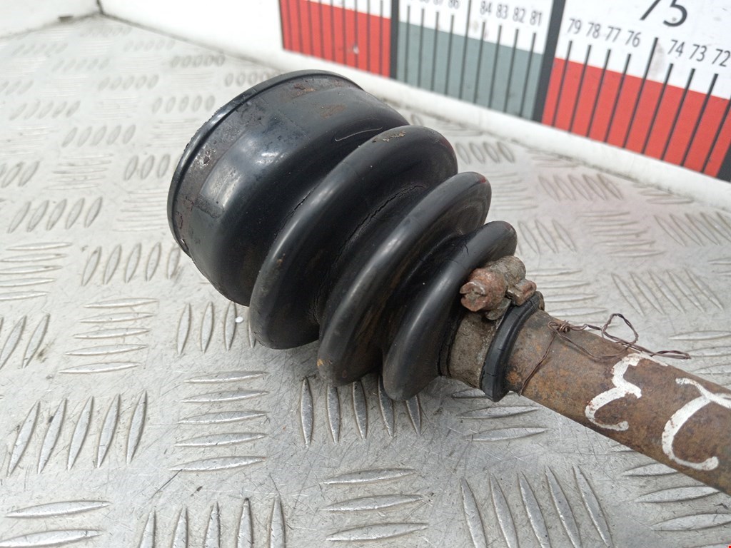 Полуось (привод, приводной вал) передняя левая MAZDA 323 BA 1994-1998