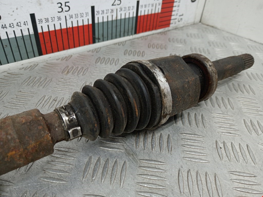 Полуось (привод, приводной вал) передняя правая RENAULT Laguna 2001-2007