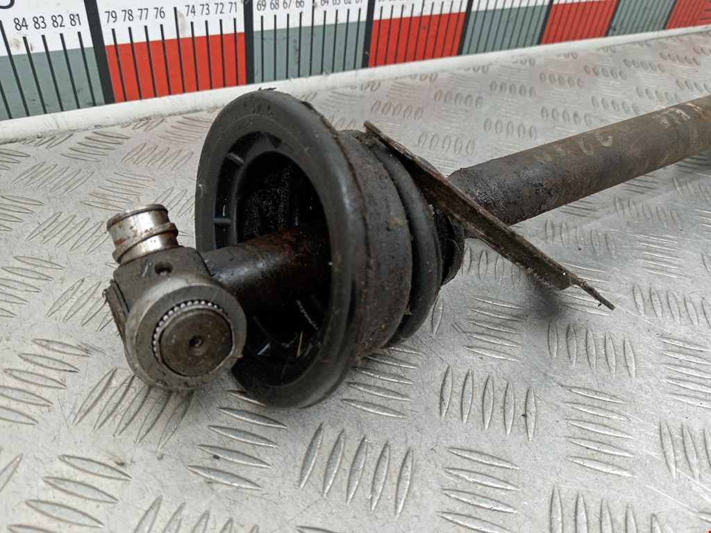 Полуось (привод, приводной вал) передняя левая RENAULT Espace 1991-1996