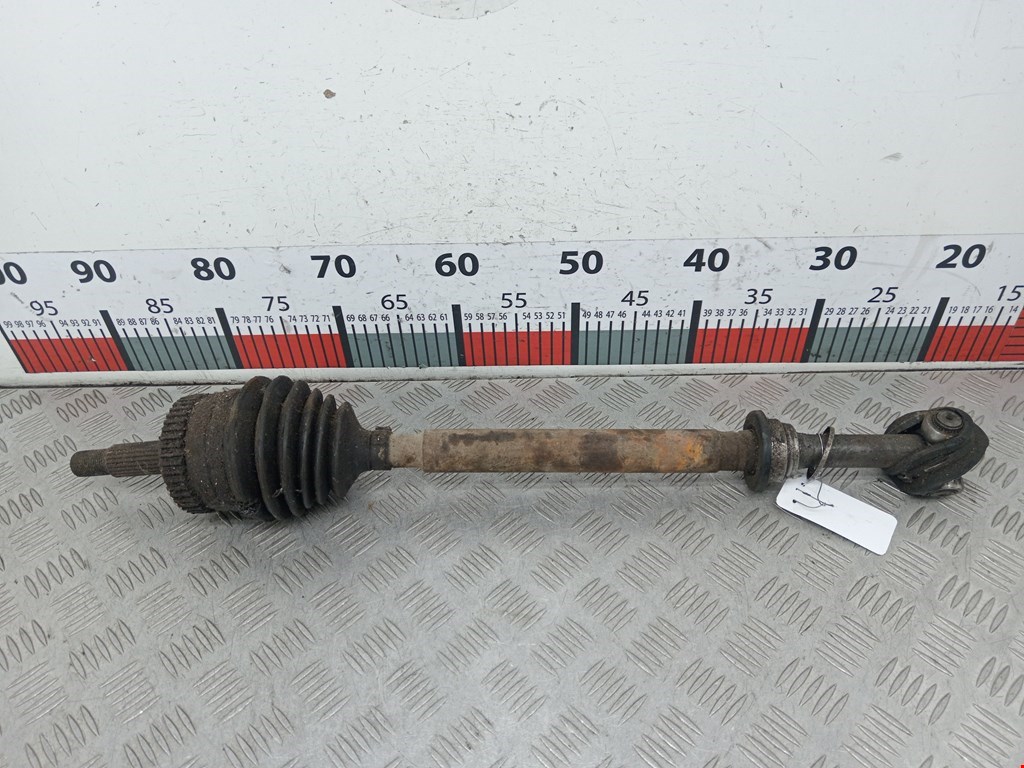 Полуось (привод, приводной вал) передняя левая RENAULT Laguna 1993-2000