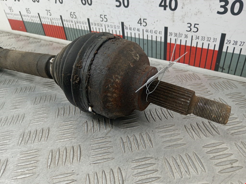 Полуось (привод, приводной вал) передняя правая RENAULT Laguna 2001-2007