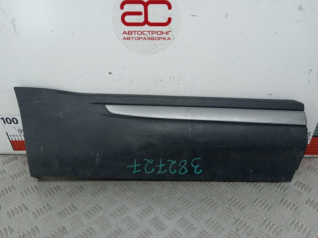 Накладка декоративная (молдинг) двери задней правой Land Rover Range Rover Evoque 1 (2011-2018)