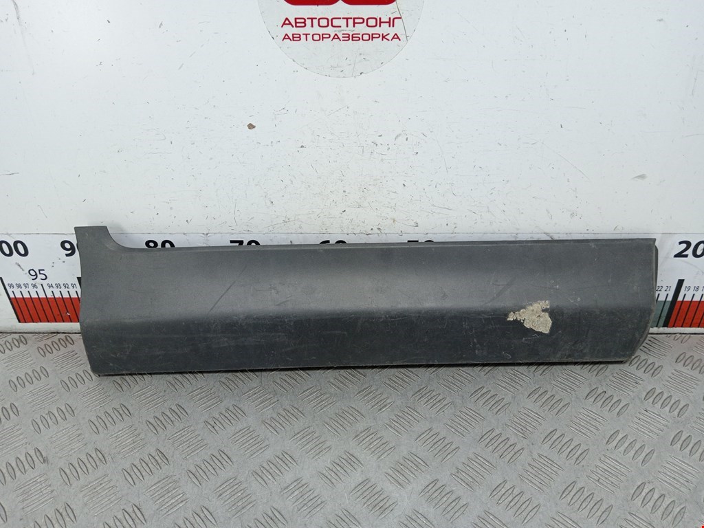 Накладка декоративная (молдинг) двери задней правой Honda CR-V 3 (2006-2012)