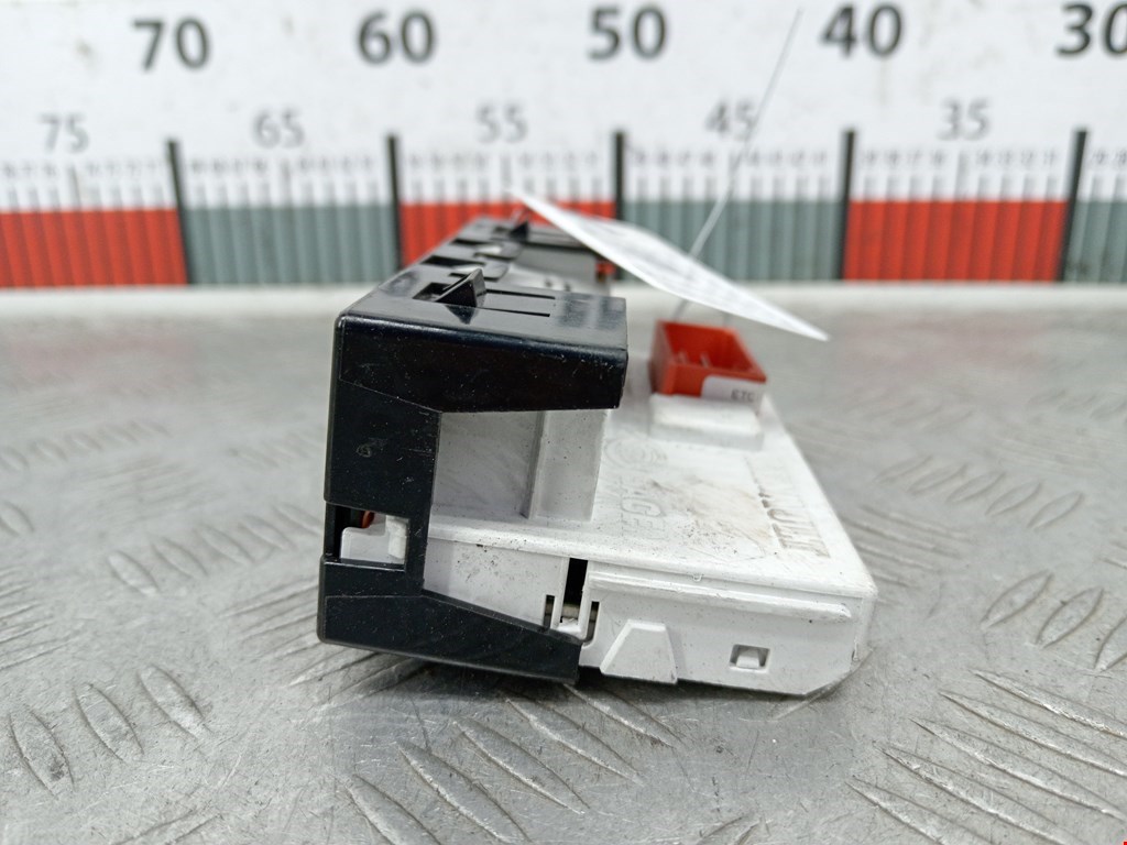 Дисплей информационный (компьютера) RENAULT Megane II 2002-2009