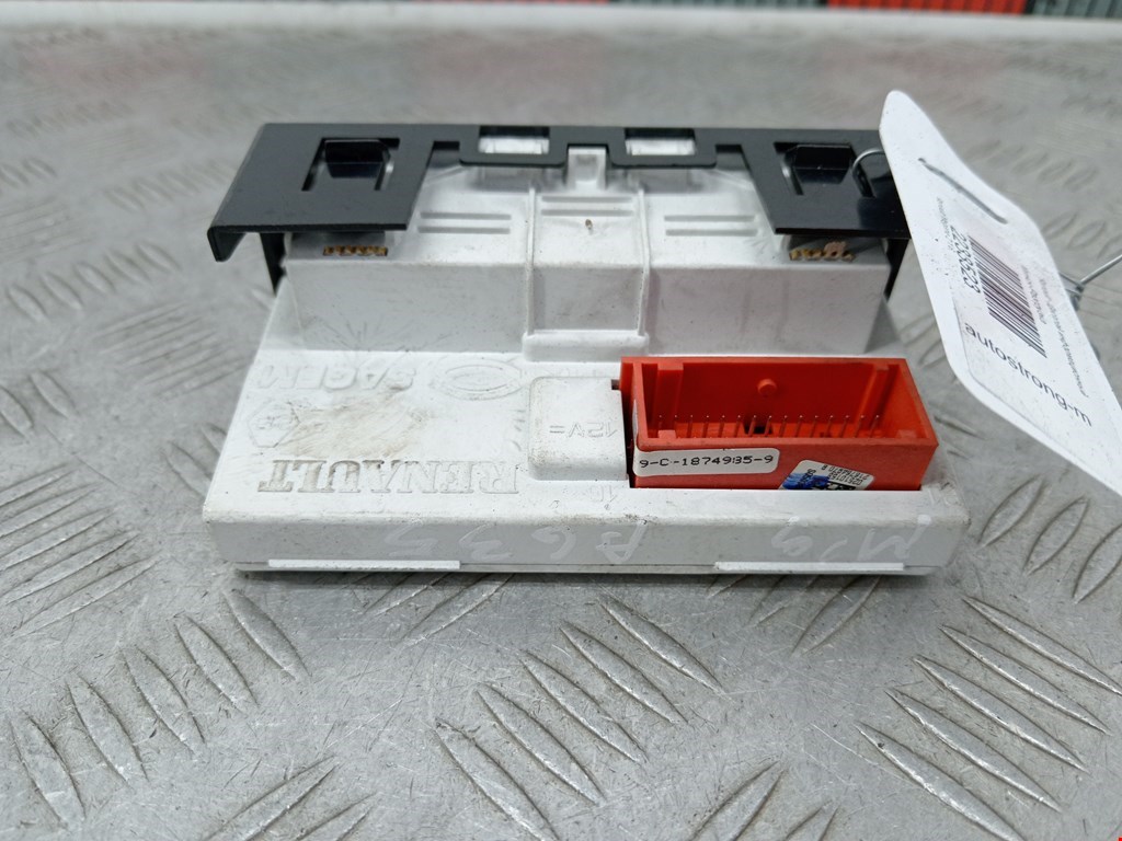 Дисплей информационный (компьютера) RENAULT Megane II 2002-2009