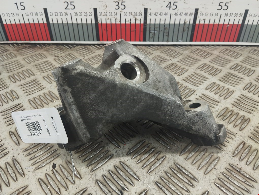 Кронштейн (крепление лапа траверса) кпп Alfa Romeo 159 (939) (2005-2011)