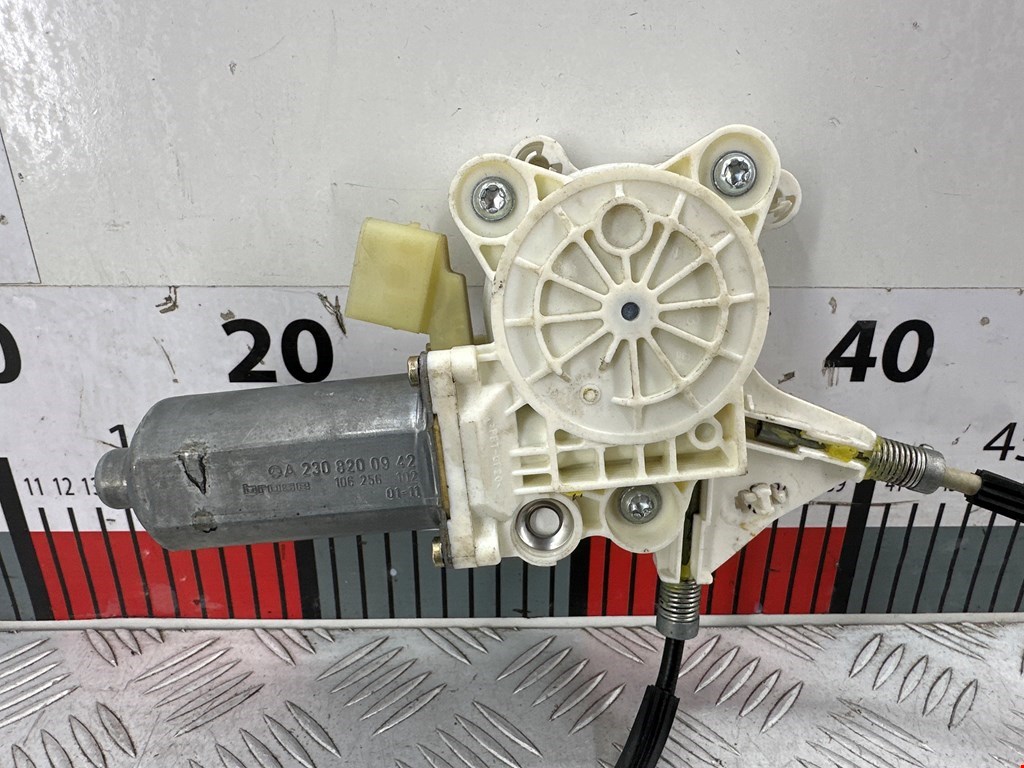 Стеклоподъемник передний правый MERCEDES-BENZ Vaneo 2001-2005