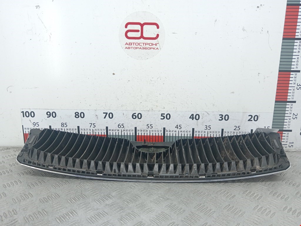 Решетка радиатора SKODA Octavia A5 1Z- 2004-2013