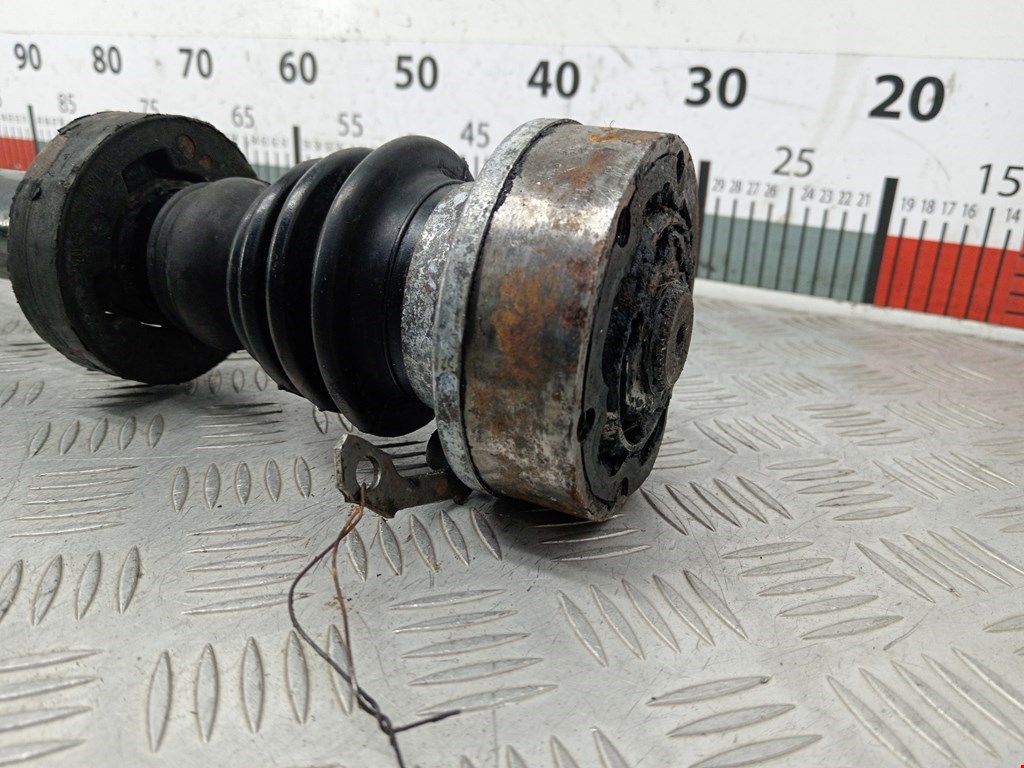 Полуось (привод, приводной вал) передняя правая SEAT Toledo 1998-2004