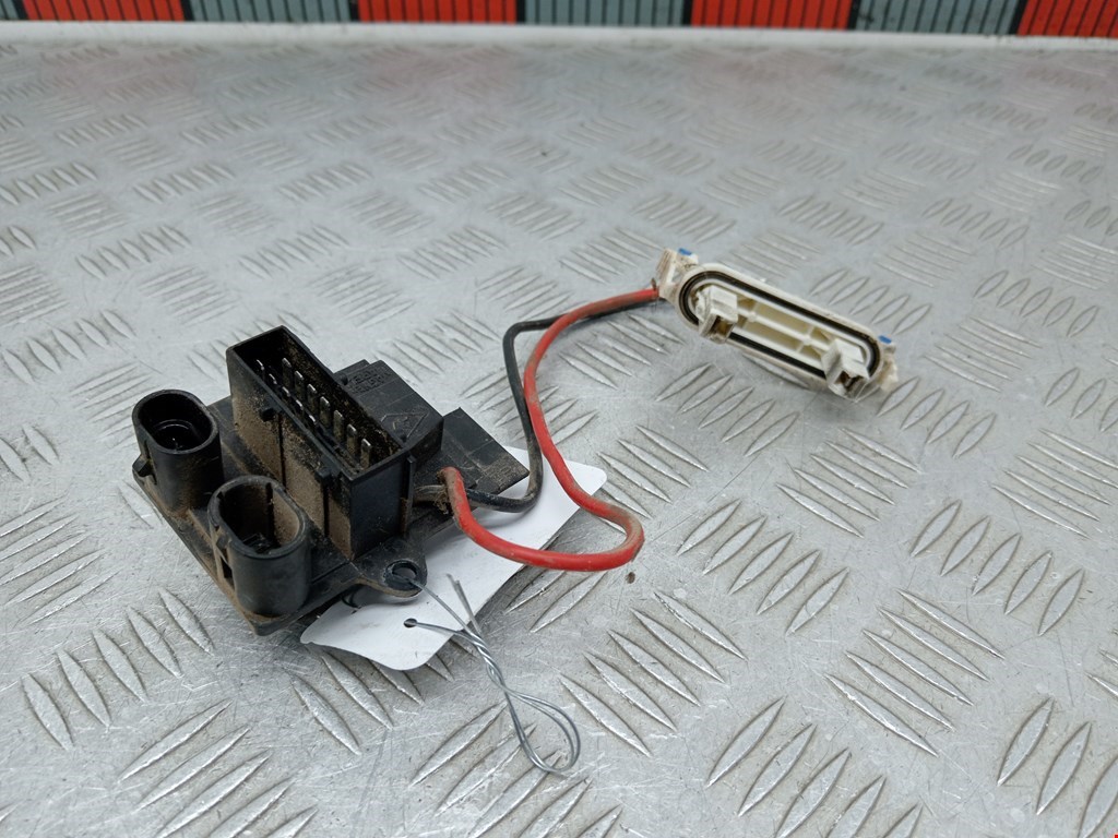 Резистор отопителя (сопротивление печки) RENAULT Kangoo 1997-2008