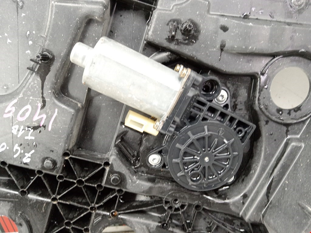 Стеклоподъемник передний правый FORD Fusion 2002-2012