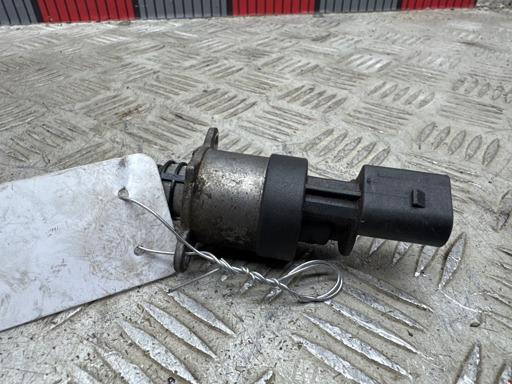 Регулятор давления топлива BMW 1er E81\E87 2004-2011