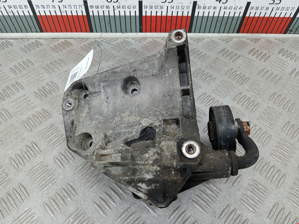 Кронштейн кондиционера BMW 7er 7 серия E65/E66 2001-2008