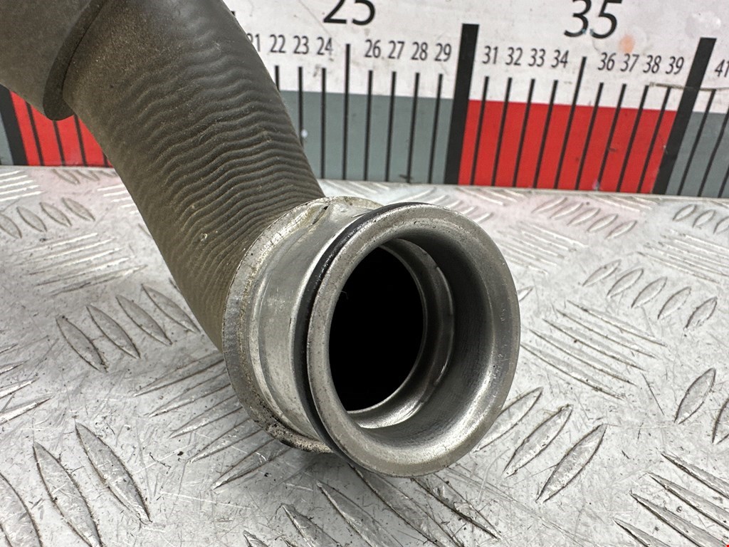 Патрубок MERCEDES-BENZ C-Class C-klasse W203 2000-2007