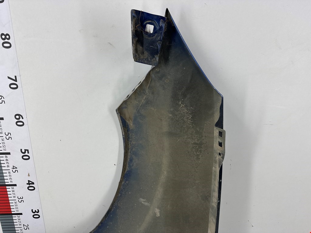 Крыло переднее правое FORD Fiesta 2001-2008