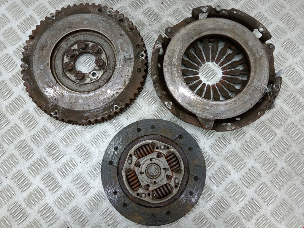 Маховик (демпфер сцепления) RENAULT Scenic II 2003-2010