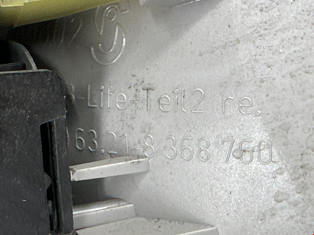 Фонарь задний внутренний правый BMW 3er E46 1998-2006