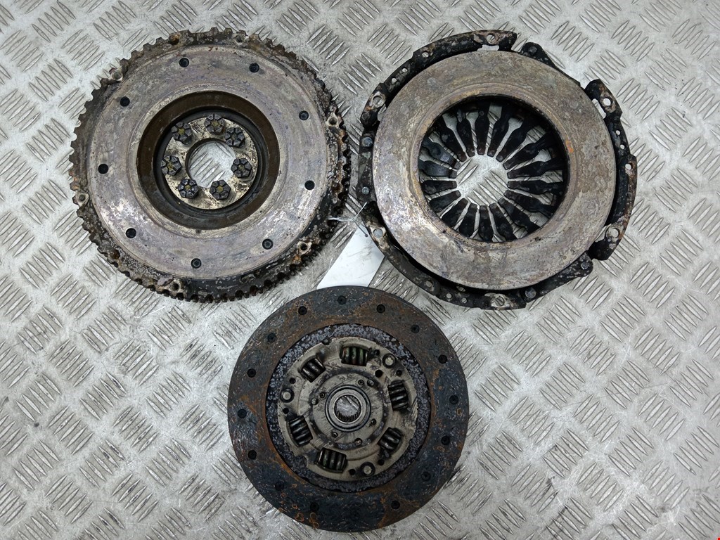 Маховик (демпфер сцепления) RENAULT Scenic II 2003-2010