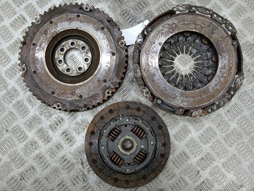 Маховик (демпфер сцепления) RENAULT Scenic II 2003-2010