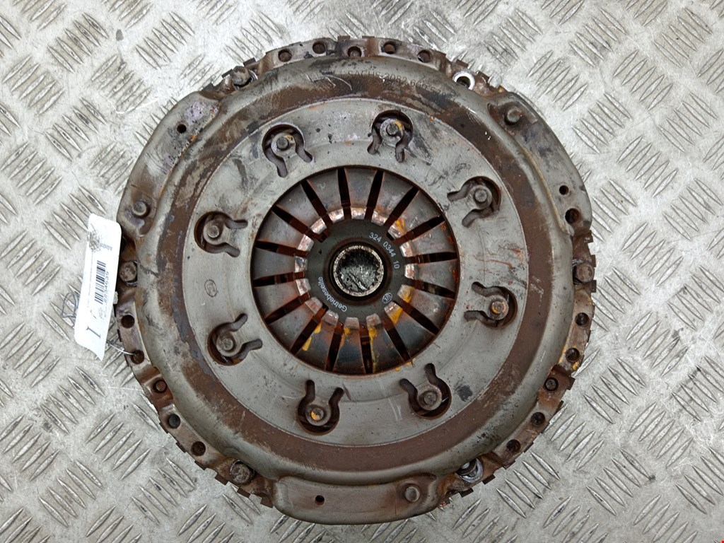 Маховик (демпфер сцепления) RENAULT Trafic II 2001-2014