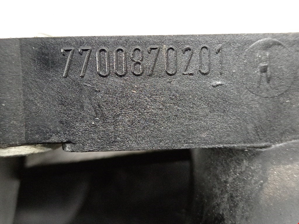 Коллектор впускной RENAULT Clio 1998-2008