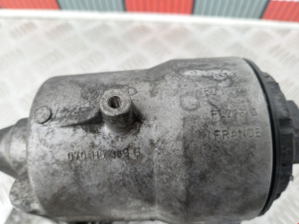 Корпус масляного фильтра VOLKSWAGEN Touareg 2002-2010