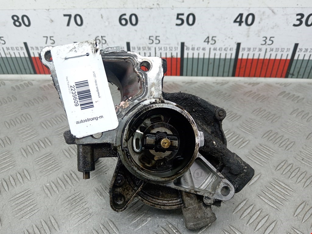 Насос вакуумный Ford Transit 5 (2006-2014)