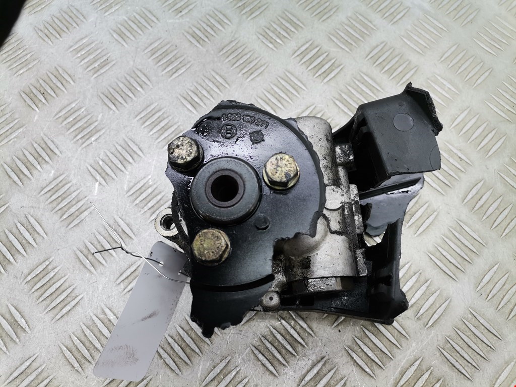 Насос гидроусилителя руля (ГУР) BMW 5er 5 серия E39 1995-2004