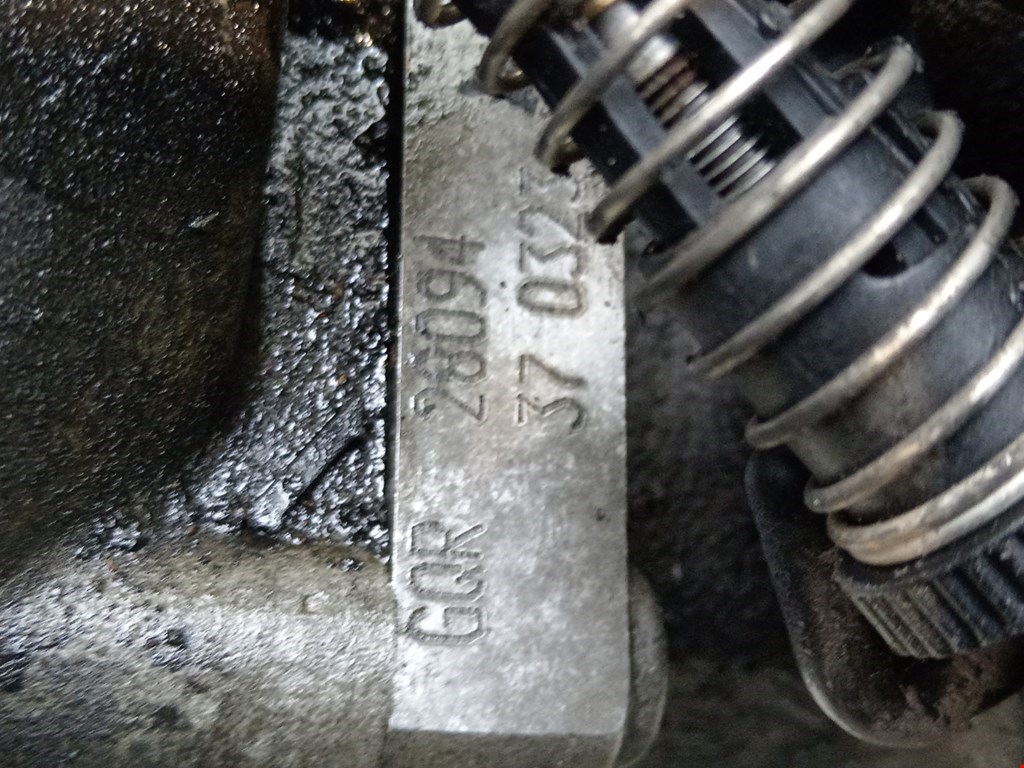 МКПП (Механическая коробка переключения передач) VOLKSWAGEN Caddy III 2004-2015