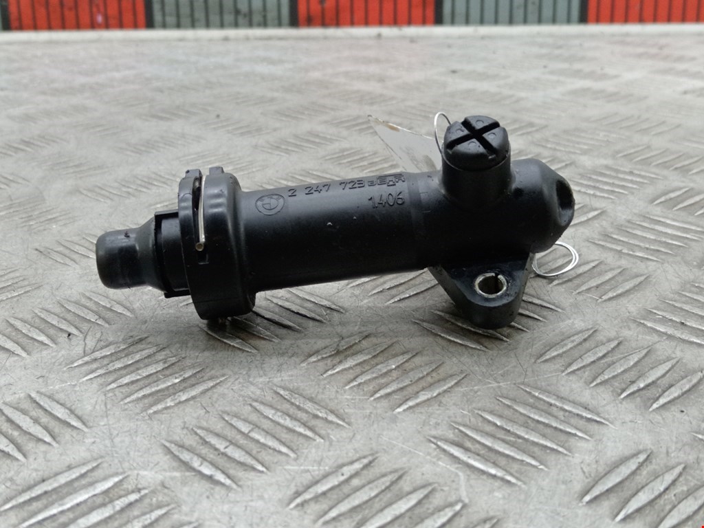 Тройник системы охлаждения BMW 5er 5 серия E39 1995-2004