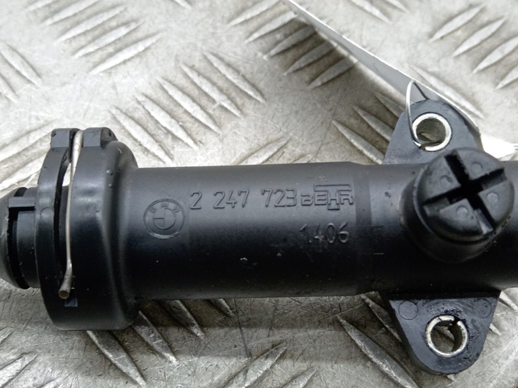 Тройник системы охлаждения BMW 5er 5 серия E39 1995-2004