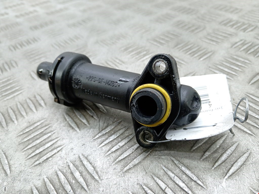 Тройник системы охлаждения BMW 5er 5 серия E39 1995-2004