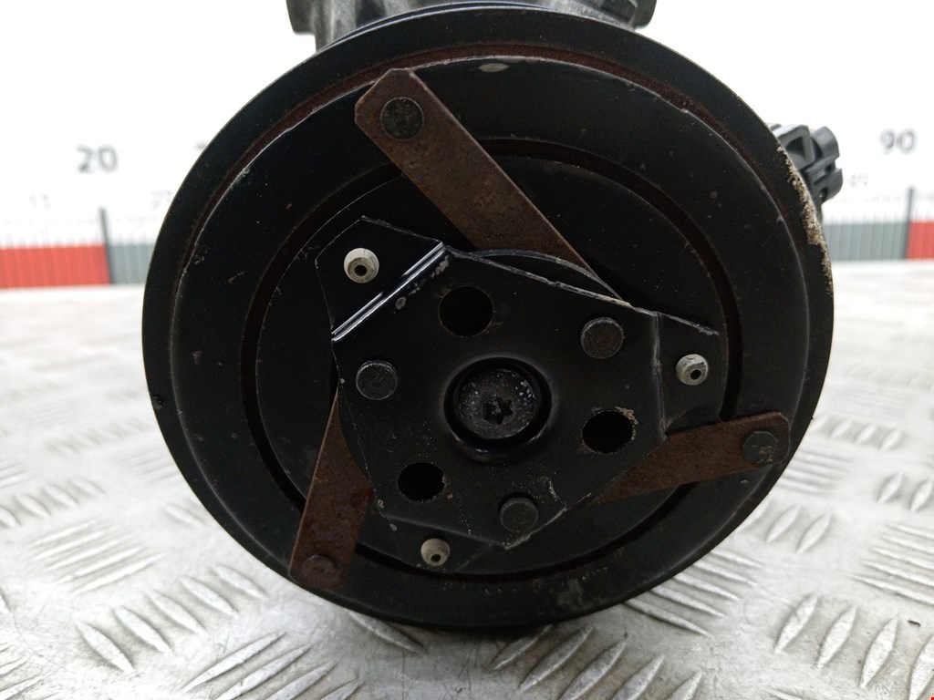 Компрессор кондиционера (системы кондиционирования) RENAULT Scenic II 2003-2010