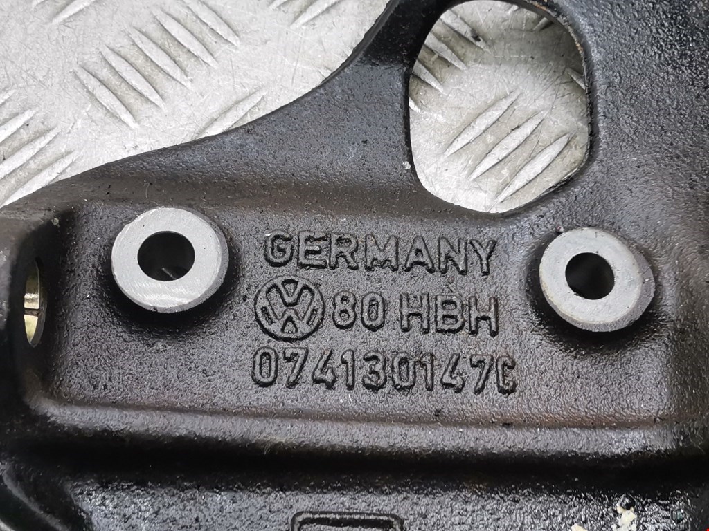 Кронштейн ТНВД VOLKSWAGEN LT 1996-2006