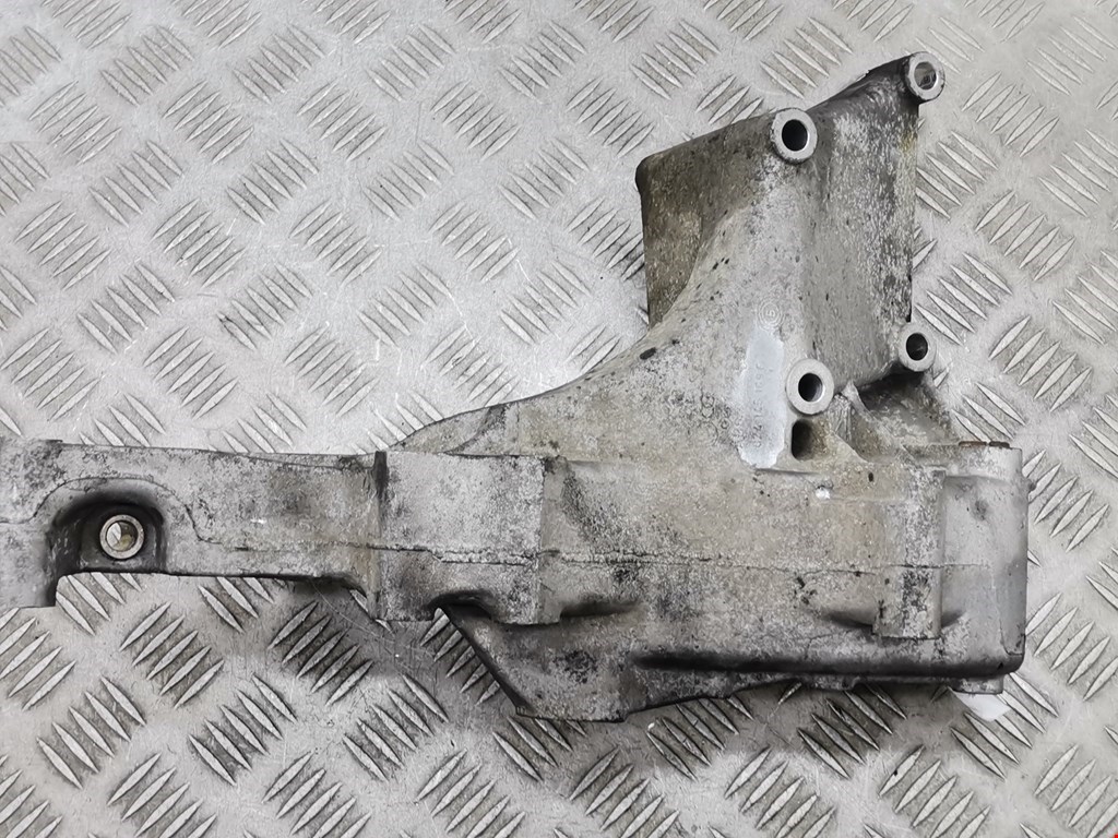 Кронштейн генератора VOLKSWAGEN LT 1996-2006