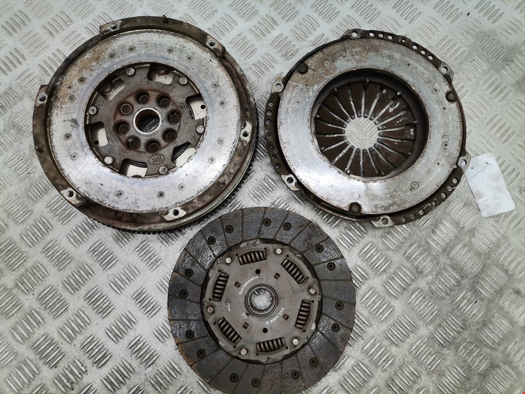 Маховик (демпфер сцепления) VOLKSWAGEN LT 1996-2006