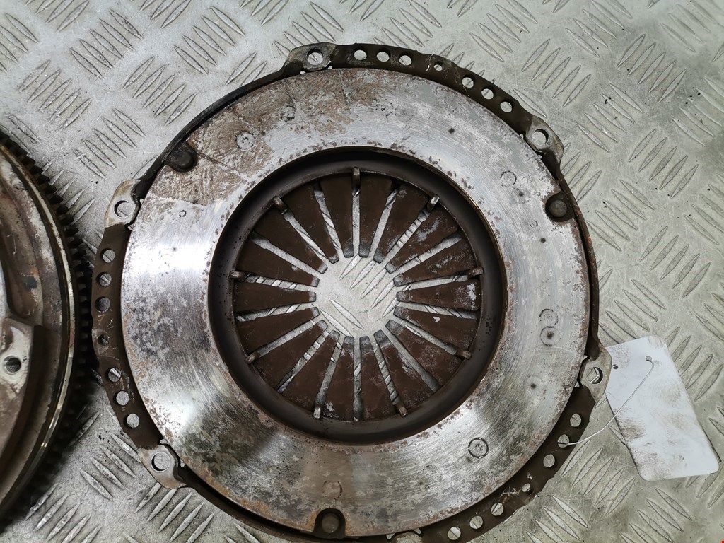 Маховик (демпфер сцепления) VOLKSWAGEN LT 1996-2006