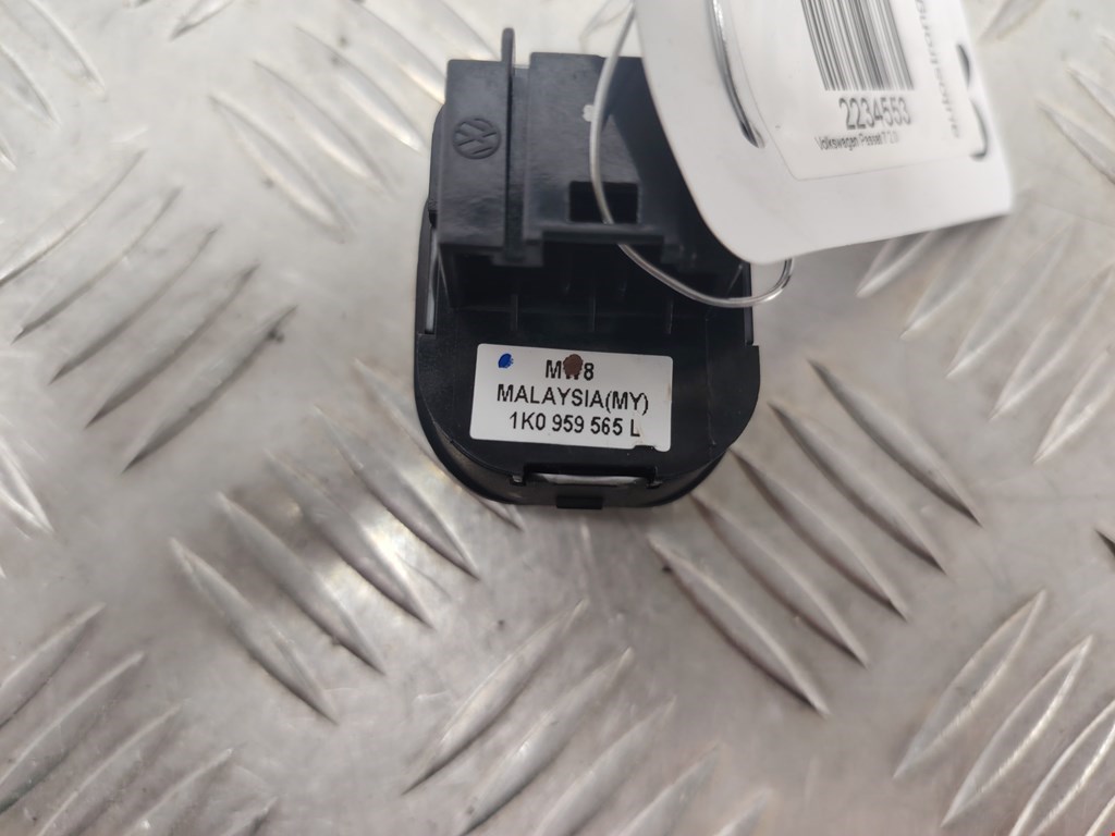 Блок управления зеркалами VOLKSWAGEN Passat B7 2011-2015