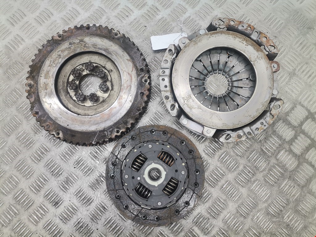 Маховик (демпфер сцепления) RENAULT Scenic II 2003-2010