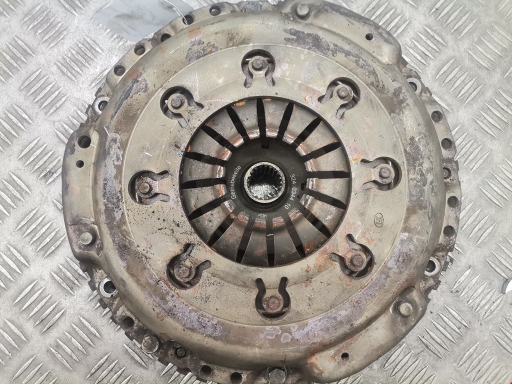 Маховик (демпфер сцепления) RENAULT Trafic II 2001-2014