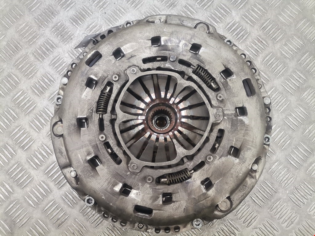 Маховик (демпфер сцепления) VOLKSWAGEN Touareg 2002-2010