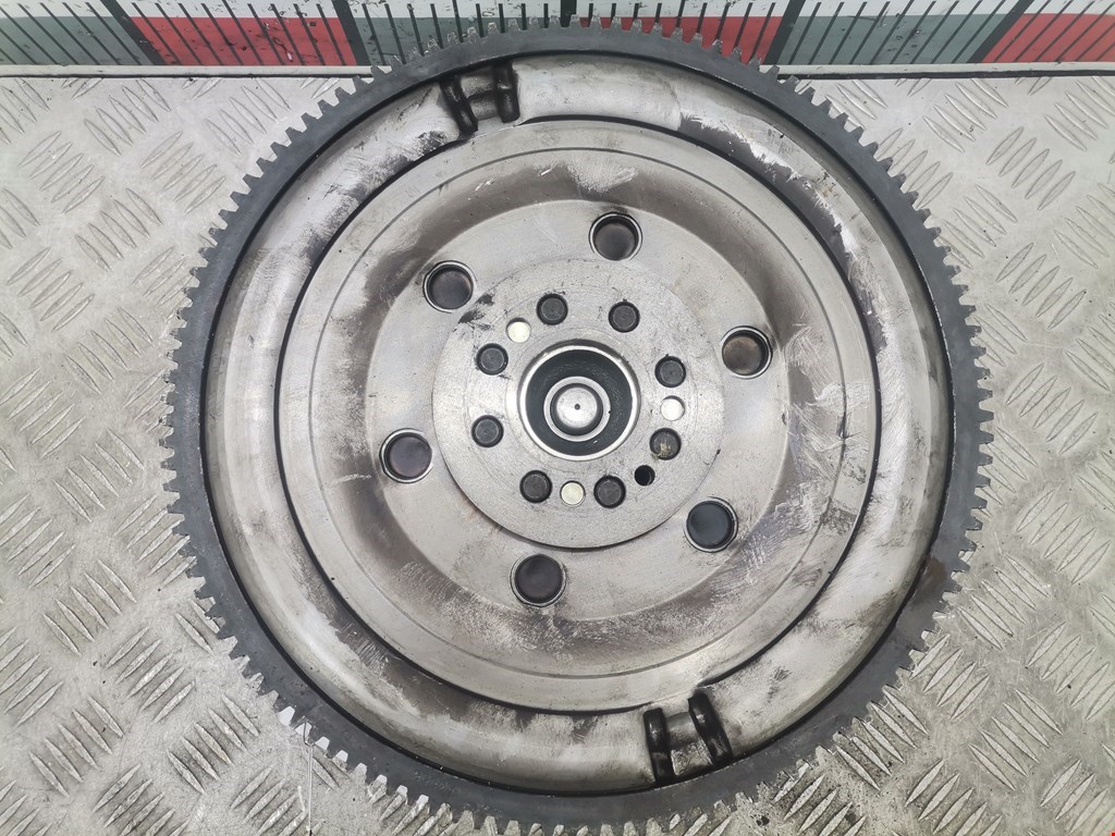 Маховик (демпфер сцепления) VOLKSWAGEN Touareg 2002-2010