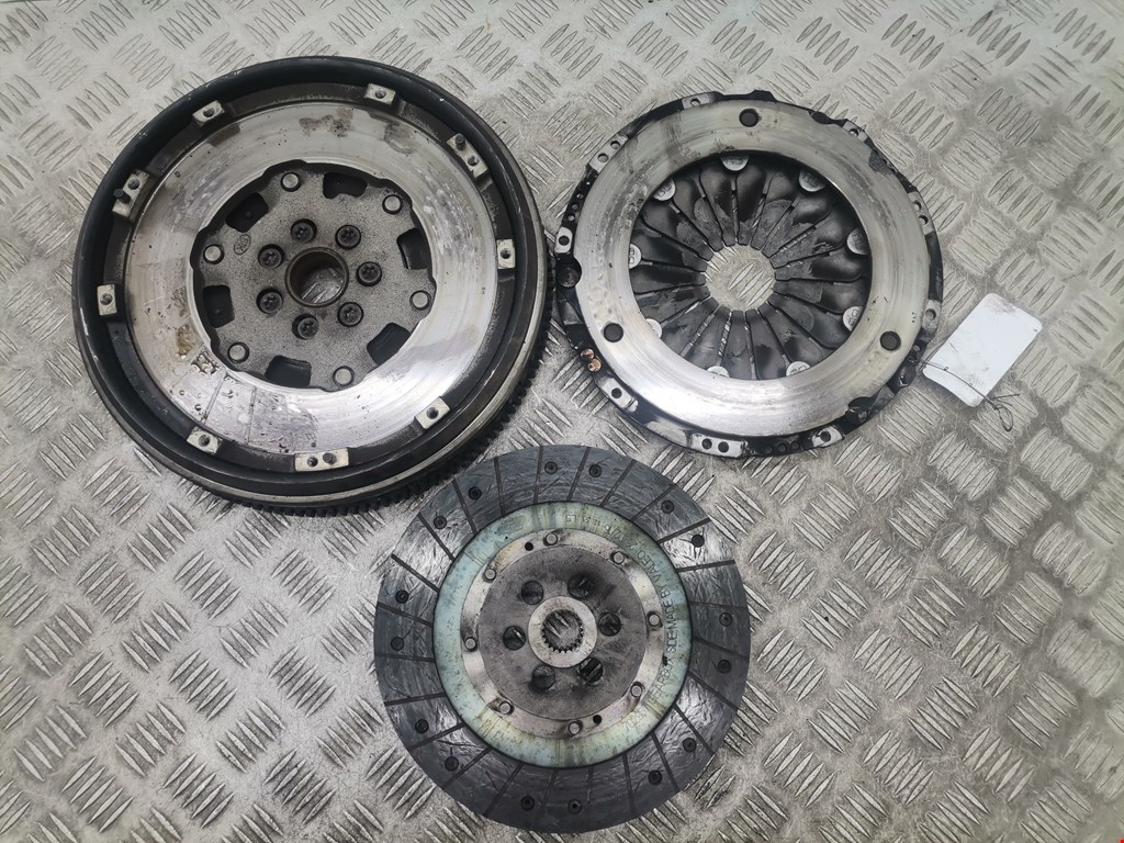Маховик (демпфер сцепления) RENAULT Scenic II 2003-2010