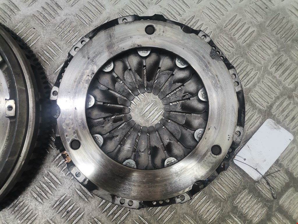 Маховик (демпфер сцепления) RENAULT Scenic II 2003-2010