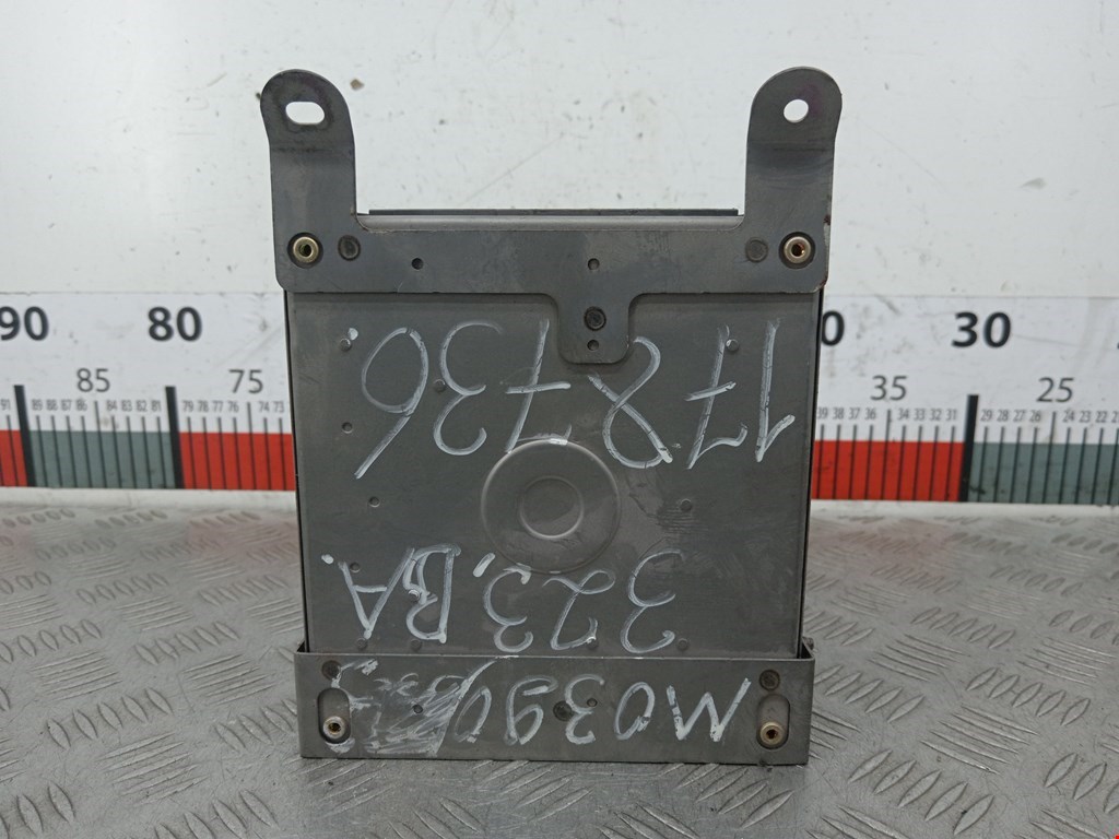 Блок управления двигателя (ЭБУ) MAZDA 323 BG 1989-1995