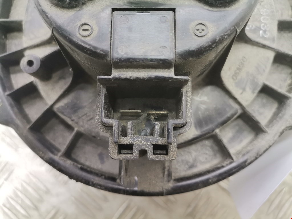 Моторчик (мотор) отопителя салона MITSUBISHI Galant VIII 1996-2006