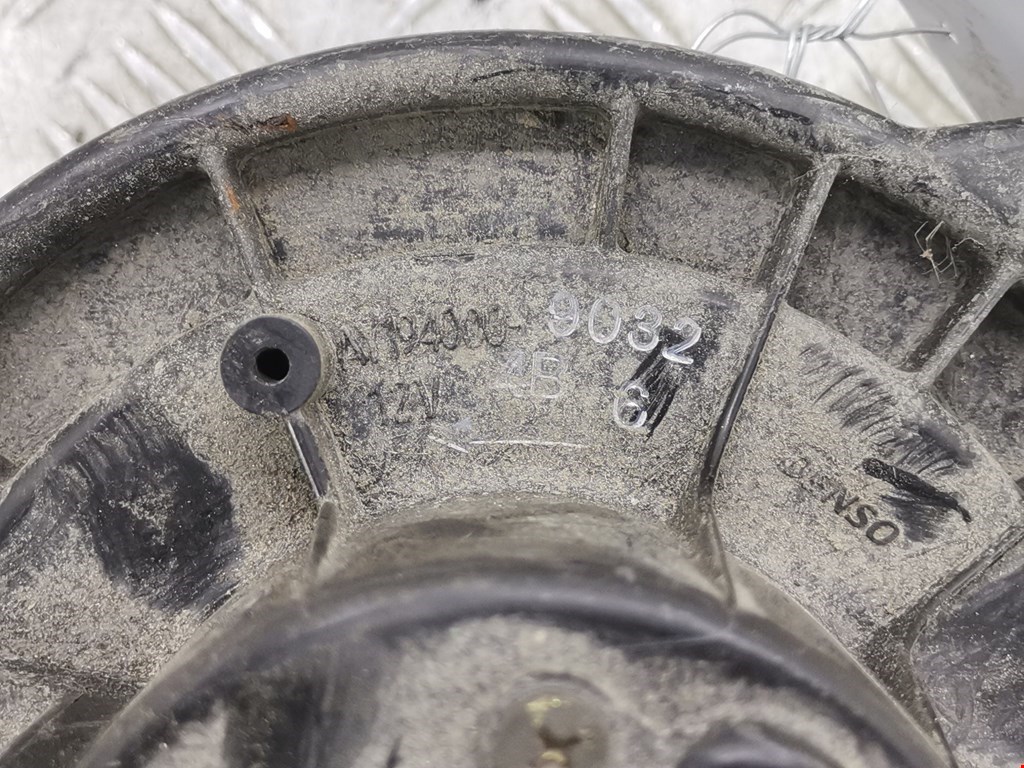 Моторчик (мотор) отопителя салона MITSUBISHI Galant VIII 1996-2006