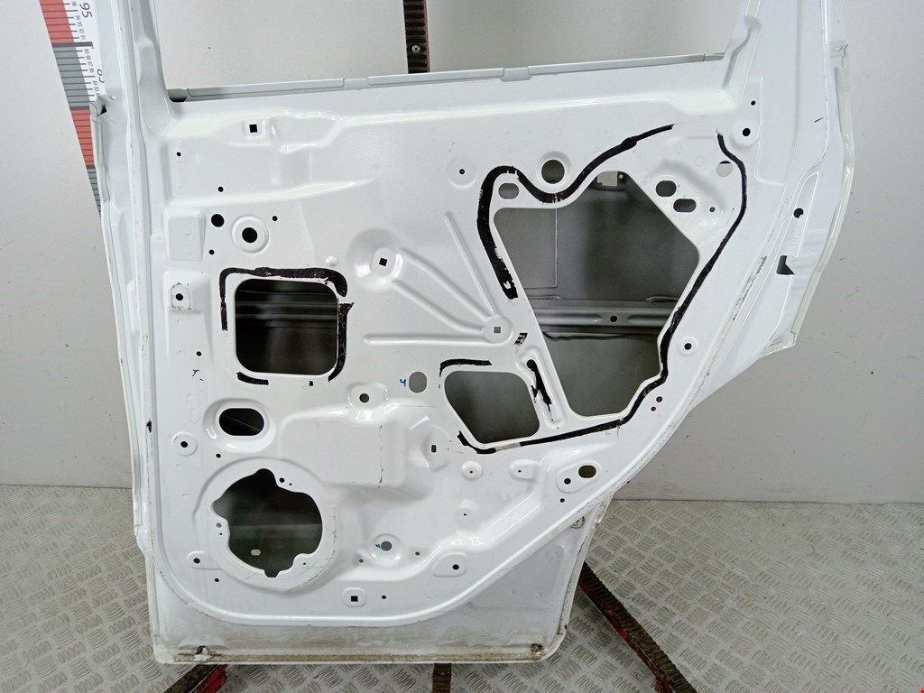 Дверь задняя правая FORD Kuga 2008-2012